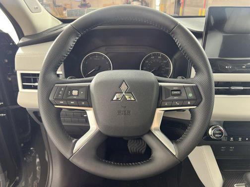 2025 Mitsubishi Outlander SE 2.5 S-AWC
