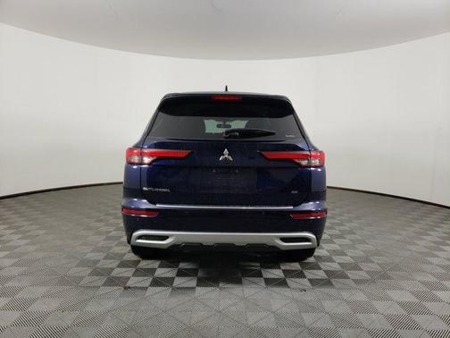 2024 Mitsubishi Outlander 
