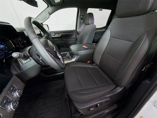 Summit White 2025 GMC Sierra 1500 Elevation