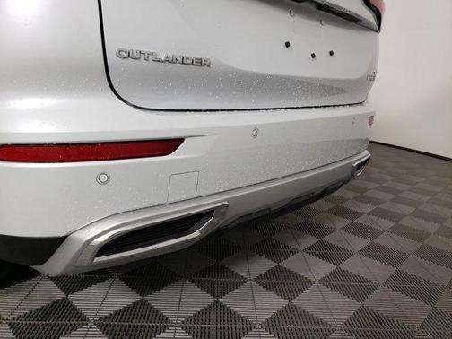 2025 Mitsubishi Outlander PHEV SE S-AWC