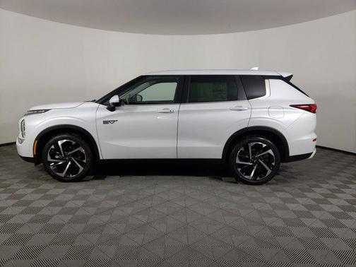 2025 Mitsubishi Outlander PHEV SE S-AWC