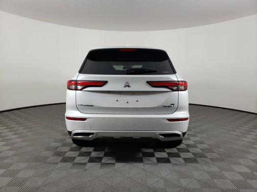 2025 Mitsubishi Outlander PHEV SE S-AWC