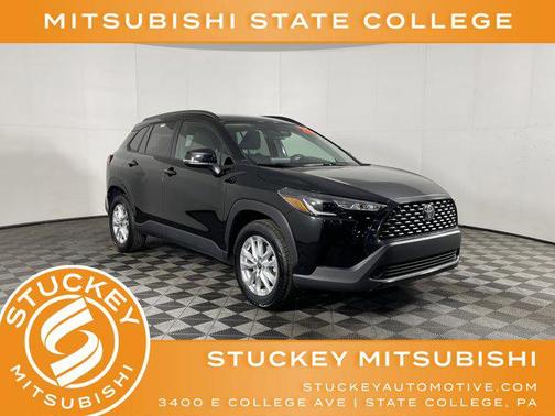 2025 Toyota Corolla Cross LE