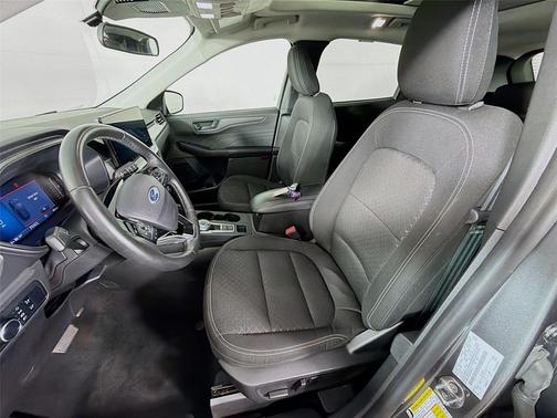 Carbonized Gray Metallic 2024 Ford Escape Active