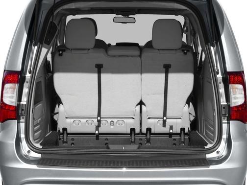 True Blue Pearlcoat 2016 Chrysler Town & Country Touring