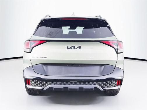 Jungle Green 2025 Kia Sportage X-Line