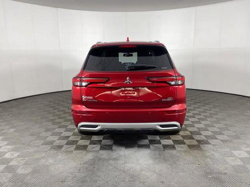 2023 Mitsubishi Outlander PHEV SEL