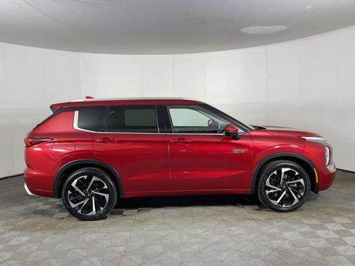 2023 Mitsubishi Outlander PHEV SEL