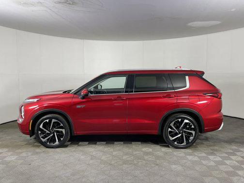 2023 Mitsubishi Outlander PHEV SEL