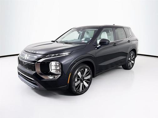 Black Diamond 2026 Mitsubishi Outlander SE S-AWC
