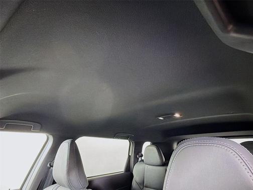White Diamond 2026 Mitsubishi Outlander LE S-AWC