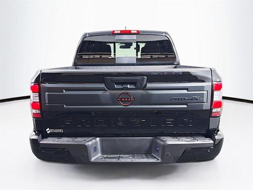 Super Black 2025 Nissan Frontier PRO-4X