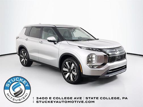 Alloy Silver Metallic 2026 Mitsubishi Outlander SE 1.5T S-AWC