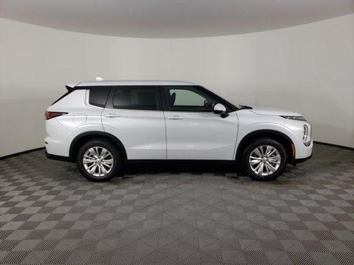 2026 Mitsubishi Outlander ES 1.5T S-AWC