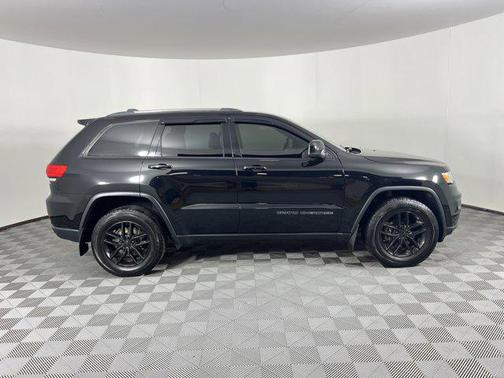 2018 Jeep Grand Cherokee Laredo E