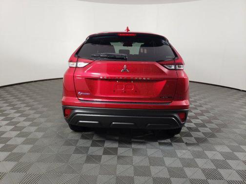 2026 Mitsubishi Eclipse Cross LE