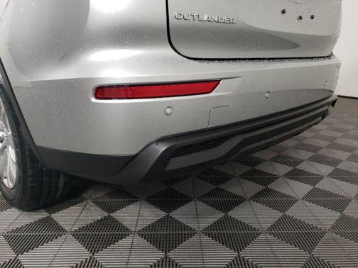 2025 Mitsubishi Outlander ES 2.5 S-AWC