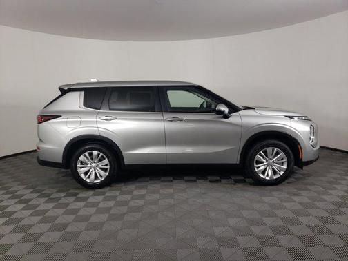 2025 Mitsubishi Outlander ES 2.5 S-AWC