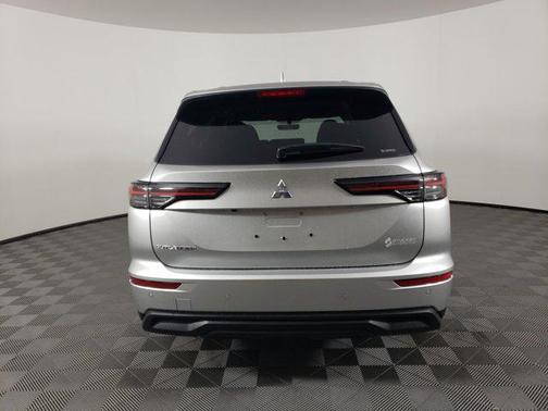 2025 Mitsubishi Outlander ES 2.5 S-AWC