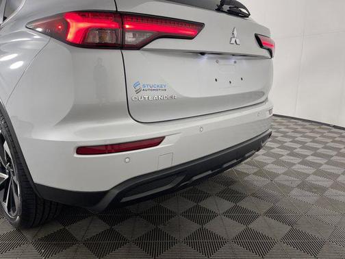 2022 Mitsubishi Outlander ES 2.5 S-AWC
