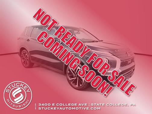 Black Diamond 2022 Mitsubishi Outlander ES S-AWC