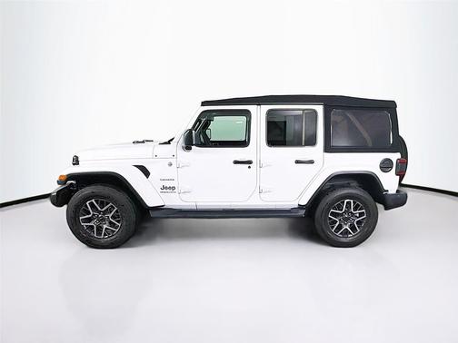 2024 Jeep Wrangler 4-Door Sahara 4x4