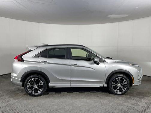 2022 Mitsubishi Eclipse Cross SEL