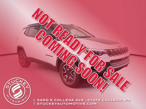 Bright White Clearcoat 2025 Jeep Compass Trailhawk