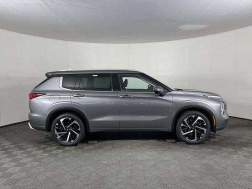 2023 Mitsubishi Outlander SEL Black Edition S-AWC