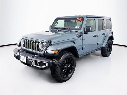 2025 Jeep Wrangler 4xe Sahara