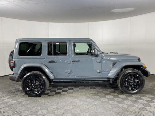 2025 Jeep Wrangler 4xe Sahara