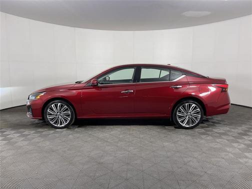 2025 Nissan Altima SL AWD