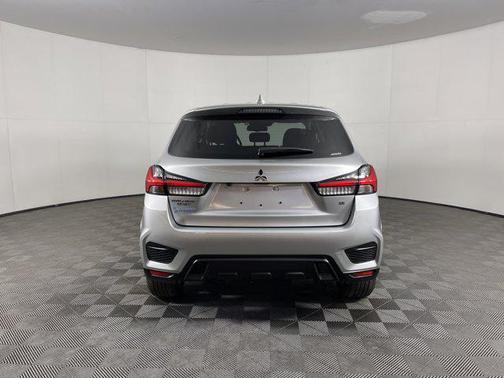 2024 Mitsubishi Outlander Sport SE