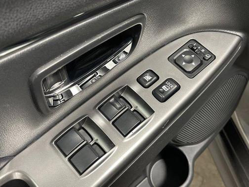 2024 Mitsubishi Outlander Sport SE