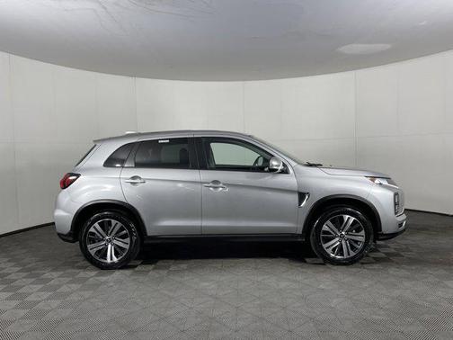 2024 Mitsubishi Outlander Sport SE