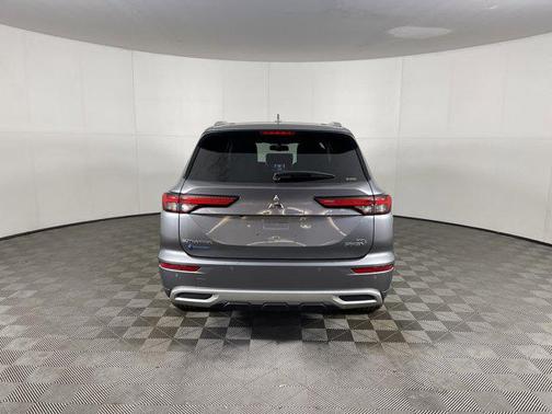 2023 Mitsubishi Outlander PHEV SEL