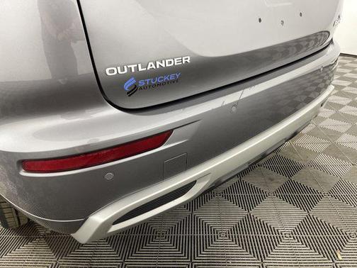 2023 Mitsubishi Outlander PHEV SEL