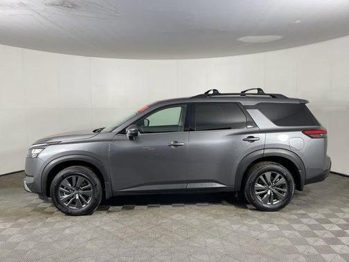 2024 Nissan Pathfinder SV 4WD