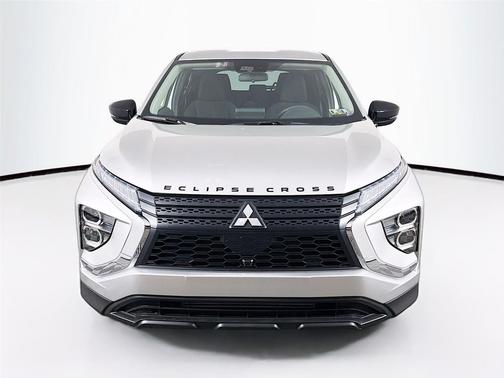 Alloy Silver Metallic 2026 Mitsubishi Eclipse Cross LE