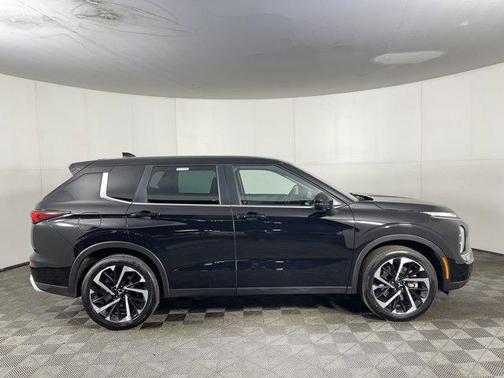 2023 Mitsubishi Outlander SE 2.5 S-AWC