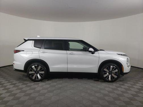 2026 Mitsubishi Outlander SE 1.5T S-AWC