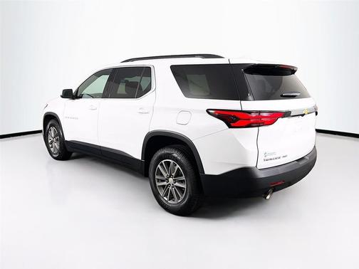 Summit White 2023 Chevrolet Traverse LT Leather