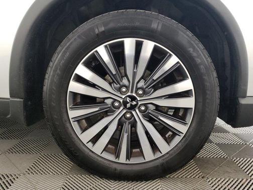 2020 Mitsubishi Outlander SEL
