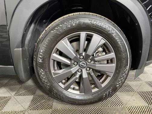 2023 Nissan Pathfinder SV 4WD