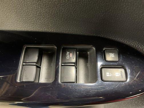 2023 Mitsubishi Eclipse Cross LE