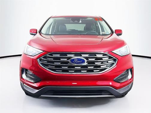 Rapid Red Metallic Tinted Clearcoat 2022 Ford Edge SEL