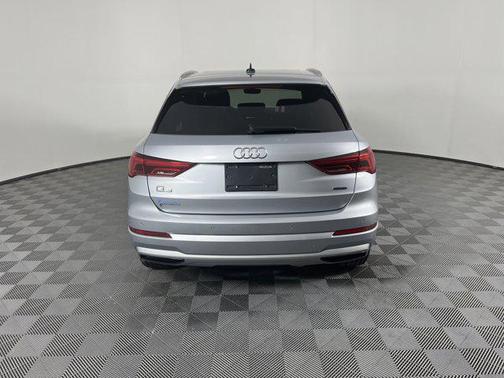2019 Audi Q3 2.0T Premium Plus
