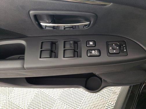 2025 Mitsubishi Outlander Sport 2.0 LE