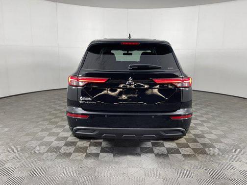 2022 Mitsubishi Outlander ES 2.5 S-AWC