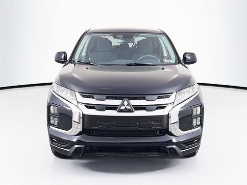 Labrador Black Pearl 2026 Mitsubishi Outlander Sport 2.0 ES